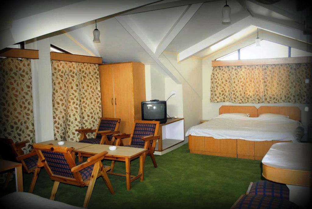 Hotel Welcome Residency Сринагар Экстерьер фото