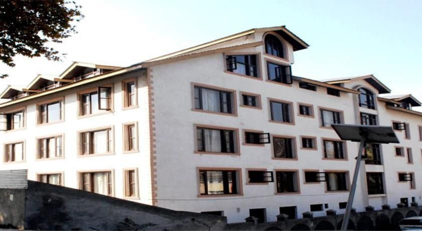 Hotel Welcome Residency Сринагар Экстерьер фото